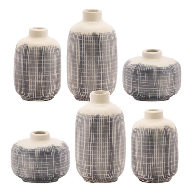 Mini Terra Cotta Bud Vase with Navy Criss Cross Pattern (Set of 6) For Sale