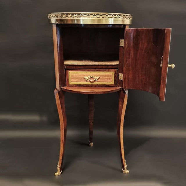 Antique Salon Table in Wood For Sale - Image 4 of 18