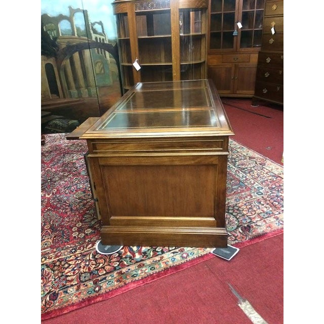 Vintage Executive Desk, Leather Top Desk, Sligh Furniture For Sale - Image 15 of 18
