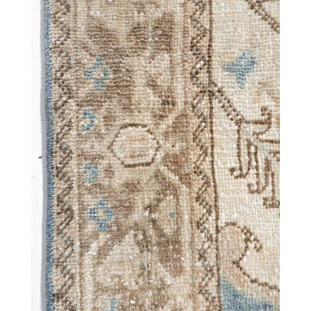 Traditional Antique Ivory Heriz Area Rug, 3'7 X 4'5 For Sale - Image 3 of 11