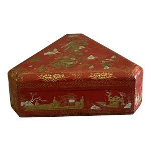 19th Century Vintage Triangular Chinoiserie Box