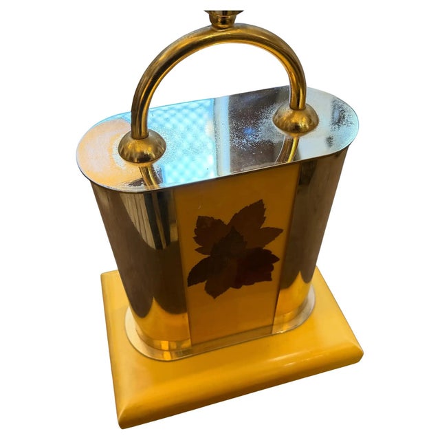 Mid-Century Modern 1970s Mid-Century Modern Lacquered Wood and Gilt Metal Italian Table Lamp For Sale - Image 3 of 10
