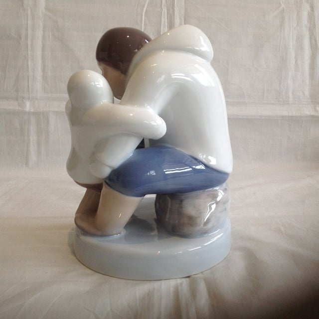 Vintage Porcelain Sculpture, 1970s For Sale - Image 4 of 6