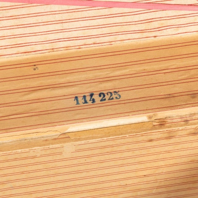 Antique Trunk in Damier Canvas from Louis Vuitton, France, 1900 For Sale - Image 13 of 18