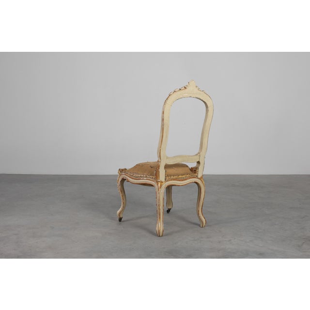 French Louis XV Chair in Carved Wood For Sale - Image 10 of 14