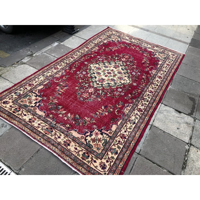 Art Deco 1960s Vintage Turkish Hand-Knotted Tribal Rug - 5′5″ × 9′2″ For Sale - Image 3 of 10