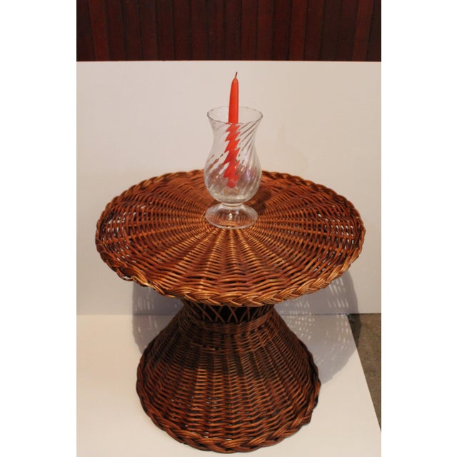 Mid-Century Modern Vintage French Round Wicker Table, 1970s For Sale - Image 3 of 18