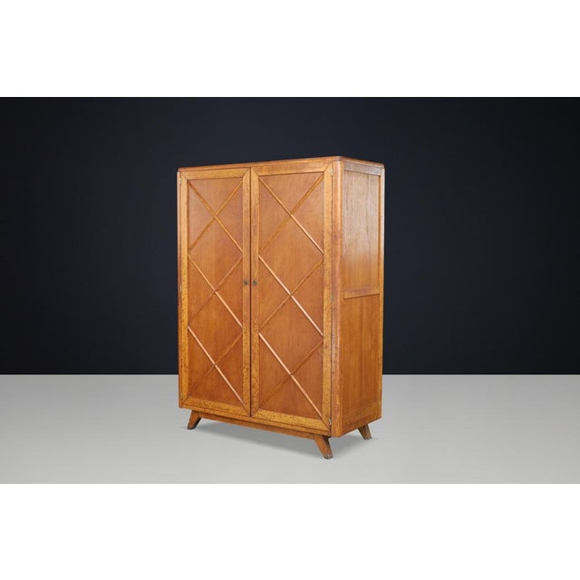 French Blond Oak Wardrobe with Diamond Pattern Doors, France, 1950s For Sale - Image 9 of 10