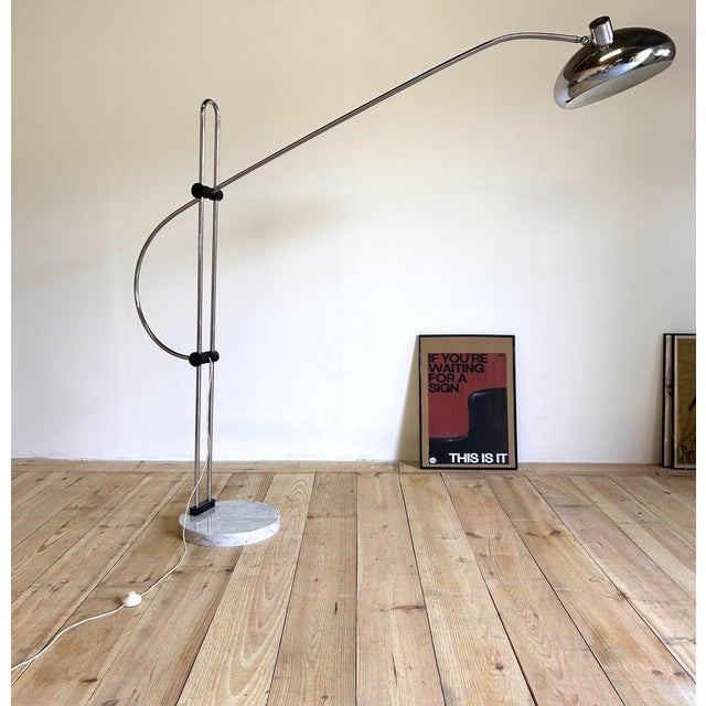 Gray Large Italian Adjustable Arc Floor Lamp in Marble and Chrome, 1970s For Sale - Image 8 of 8