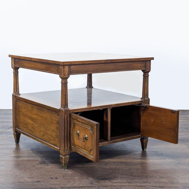 Traditional Vintage End Table With Cabinet For Sale - Image 3 of 9
