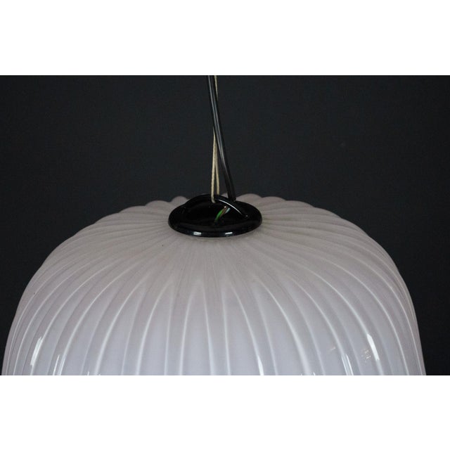 1980s Large Vintage Flower-Shaped Pendant in Pink Murano Glass, Italy, 1980s For Sale - Image 5 of 15