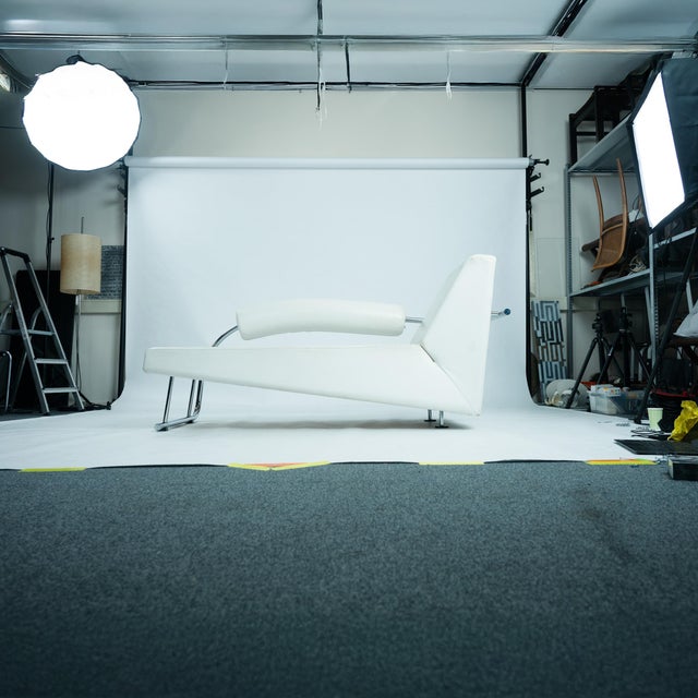 Silver Postmodern Dutch Chaise Lounge in White Leather and Tubular Steel from Rob Eckhardt, 1980s For Sale - Image 8 of 18