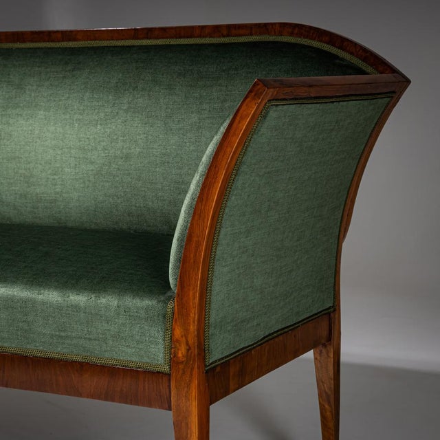 Wood Biedermeier Bench in Walnut, 1820 For Sale - Image 7 of 11
