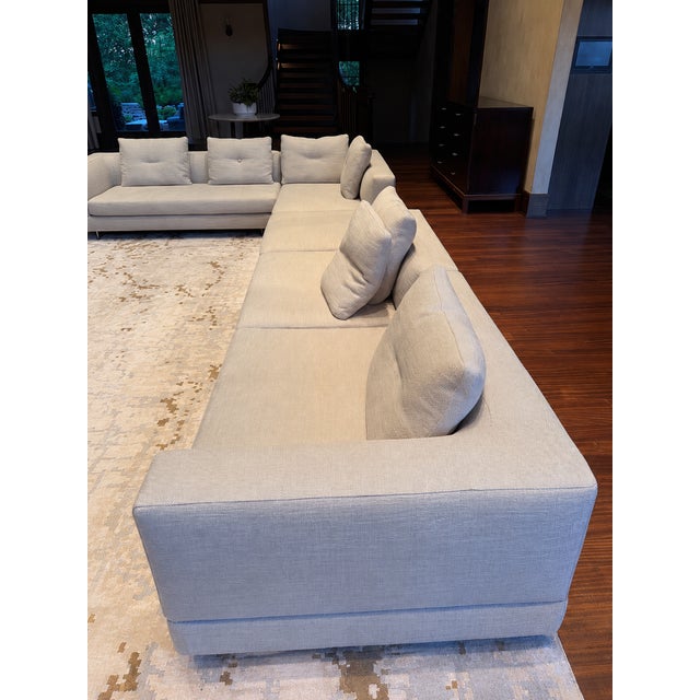 Minotti Alexander Oversized Modular Sectional For Sale In Minneapolis - Image 6 of 10
