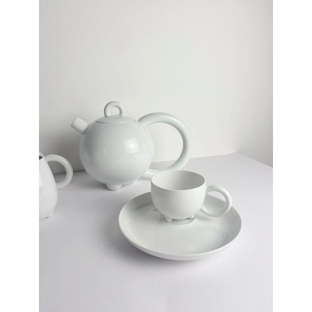 White Vintage Coffee and Tea Set by Matteo Thun for Arzberg, 1989, Set of 7 For Sale - Image 8 of 10