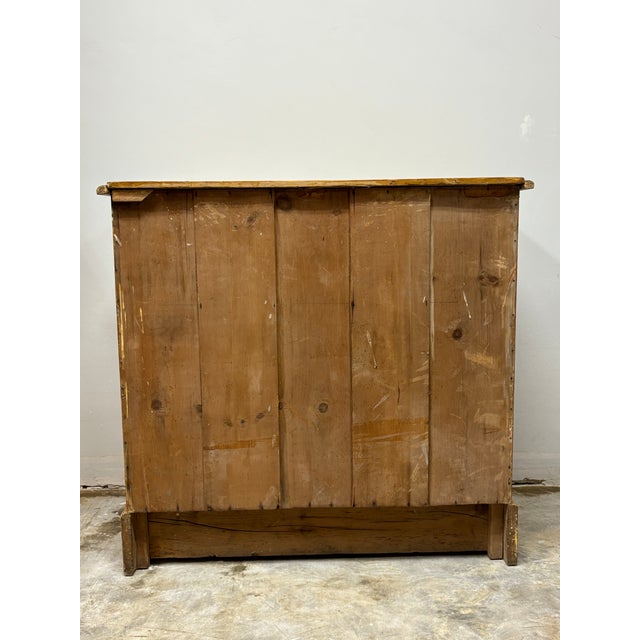 Wood 19th Century English Pine Chest of Drawers For Sale - Image 7 of 9