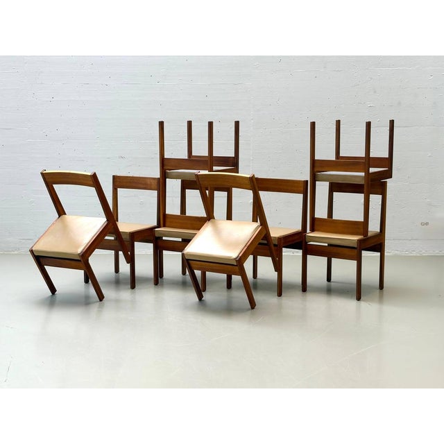 Scandinavian Dining Chair in Walnut and Leather, 1960s For Sale - Image 4 of 18