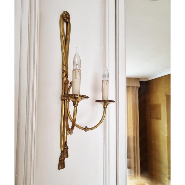 Large 19th Century French Gilt Bronze Knot, Tassel & Ribbon Wall Lights Sconces, Set of 2 For Sale - Image 5 of 18