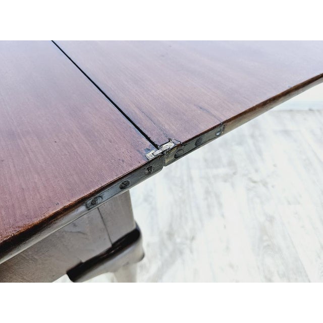 Antique Game Table in Walnut, 1800s For Sale - Image 6 of 18
