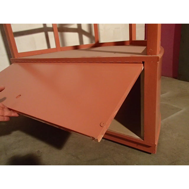 Oval Salmon-Colored Display Cases with Glass Shelves and Lighting, 1985, Set of 2 For Sale - Image 9 of 12