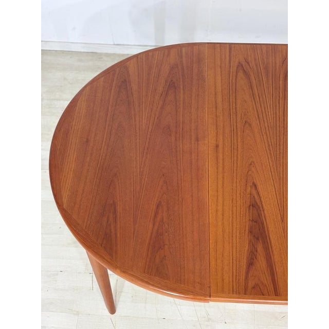 Mid-Century Danish Round Extendable Teak Model 16573 Dining Table from VV Møbler Spøttrup For Sale - Image 11 of 18