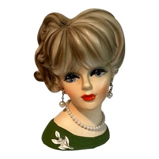 Vintage 1960s Napcoware Lady Head Vase C7472 Green Dress - Complete Jewelry & Sticker For Sale
