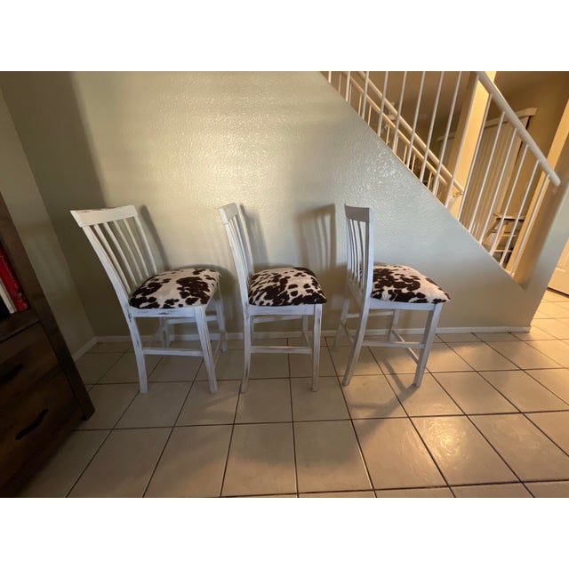 Rustic Farmhouse Whitewash Bar Stools W/ Cowhide Upholstered Seats Set of 3 For Sale In Las Vegas - Image 6 of 12
