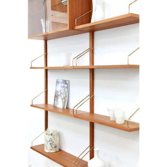 Brown Royal System Shelving System in Teak by Poul Cadovius, 1960s, Set of 12 For Sale - Image 8 of 10