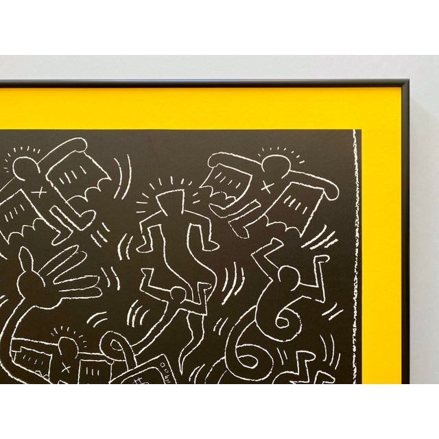 Keith Haring Vintage 1990 Lithograph Print Framed Large Pop Art Exhibition Poster " Untitled " 1985 For Sale - Image 10 of 15