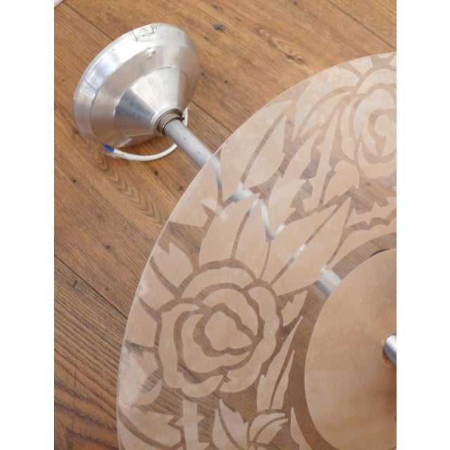 Modern Art Deco Chandelier with Discs Decorated with Stylized Roses in Pink Granite, 1940s For Sale - Image 3 of 13