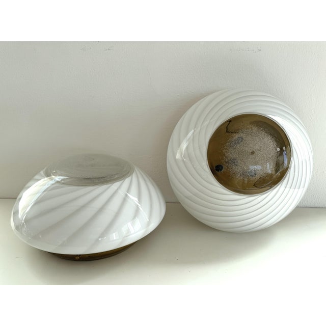 Venini Mid-Century Modern Italian Magic Eye Murano Glass Flush Mount by Venini, 1970s For Sale - Image 4 of 18