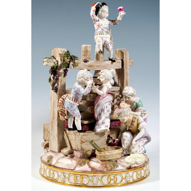 The Wine Press with 6 Winemaker Children Group by J.C. Schönheit for Meissen, 1850s For Sale - Image 4 of 9