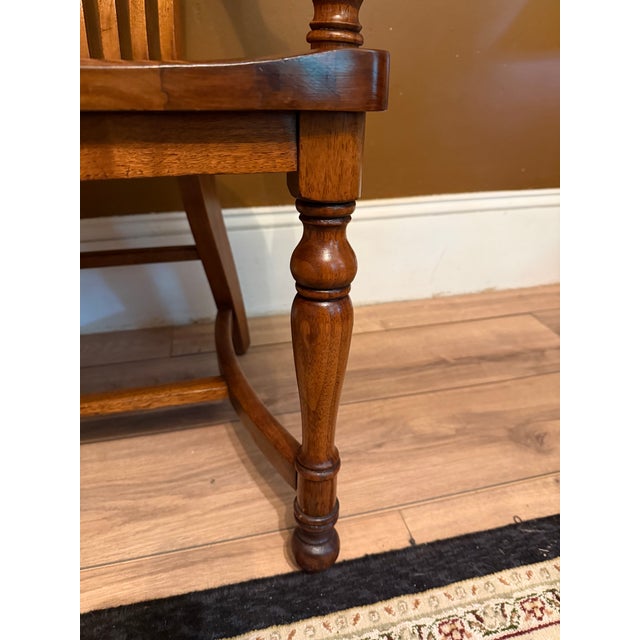 Wood Early 1900s Antique W. H. Gunlocke Co. Solid Oak Stationary Banker's Chair For Sale - Image 7 of 14