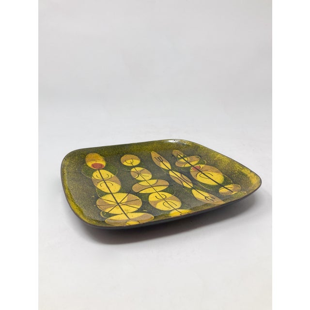 Mid-Century Modern Tray, in Very Good conditions.