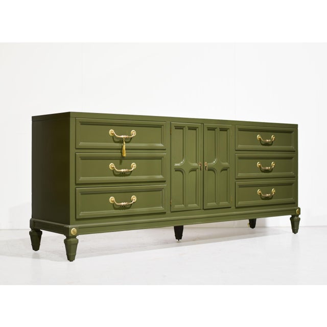 Traditional Mid Century Traditional Dresser Sideboard by Union National Jamestown Ny in Green - Newly Painted For Sale - Image 3 of 14
