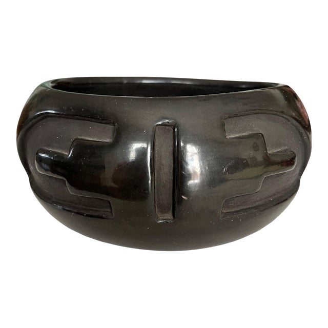 Native American Pottery From the Santa Clara Pueblo, Signed Stella Charavarria For Sale