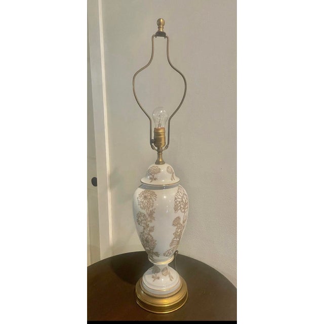1950s Mid Century Modern Frederick Cooper Baluster Form White Porcelain and Brass Floral Lamp For Sale - Image 11 of 12