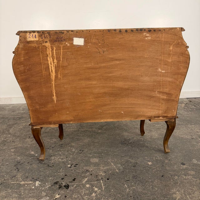 Italian Parquet Burl Wood Bombe Style Chest of Drawers For Sale - Image 12 of 12