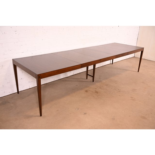 Calvin Furniture Kipp Stewart for Directional Mid-Century Modern Walnut Extension Dining Table | Newly Refinished For Sale - Image 4 of 16