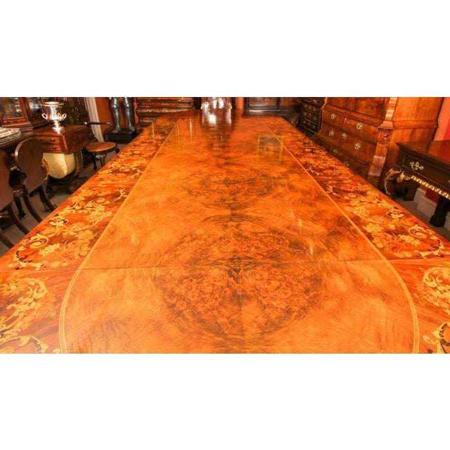 1990s Vintage Extendable Burr Walnut Dining Table, 1990s For Sale - Image 5 of 18