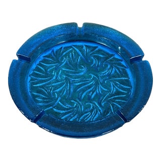 Vintage Blenko Style Mid Century Blue Art Glass Ashtray With Swirl Pattern For Sale