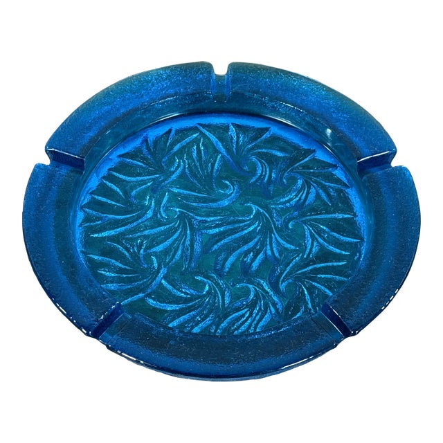 Vintage Blenko Style Mid Century Blue Art Glass Ashtray With Swirl Pattern For Sale