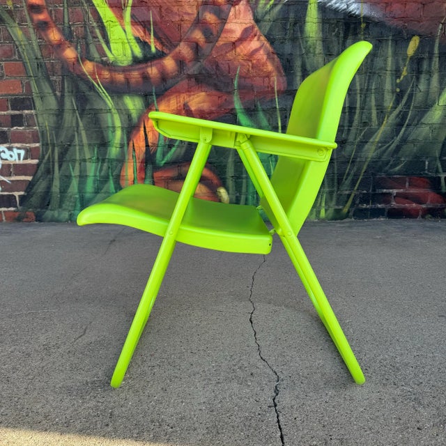 Mid 20th Century Russel Wright Metal Folding Chairs, Attributed - Set of 4 For Sale In Cleveland - Image 6 of 10