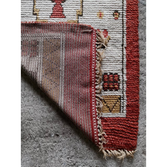 Swedish Grace Wool Rya Rug with Flower Motif, 1920s For Sale - Image 16 of 18