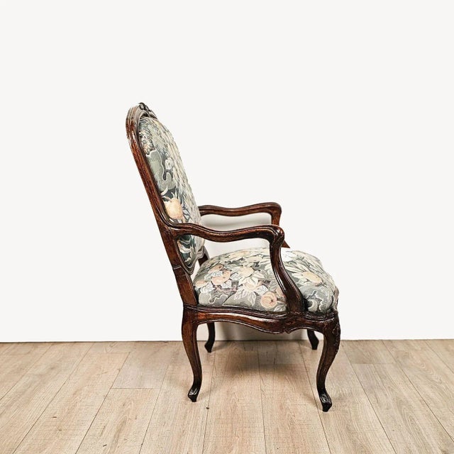 Pair of French or Italian Louis XIV Walnut Large Armchairs, Mid-18th Century For Sale In San Francisco - Image 6 of 13