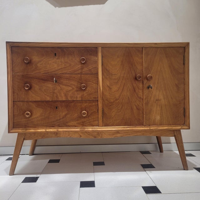Brown Mid-Century Nordic Chest of Drawers in Beech, Spain, 1950s For Sale - Image 8 of 18