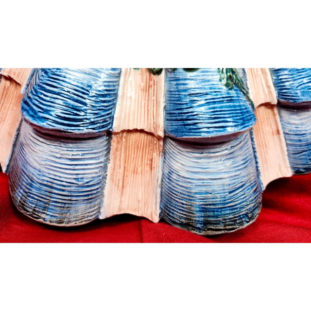 Etruscan Pottery Shell & Seaweed 37" Circumference Italian Seashell Majolica 2Oth Century For Sale - Image 16 of 18