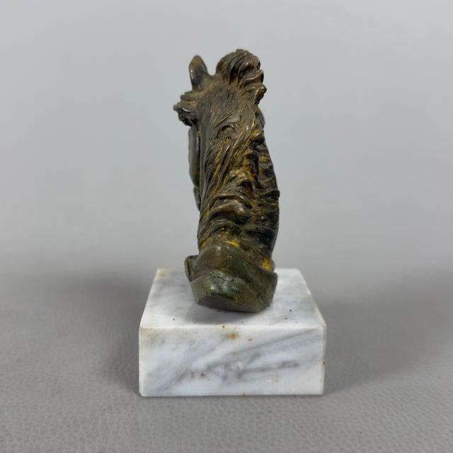 Bronze Sculpture of Achilles' Horse on a Marble Base by R. Santoro, 20th Century For Sale - Image 4 of 11