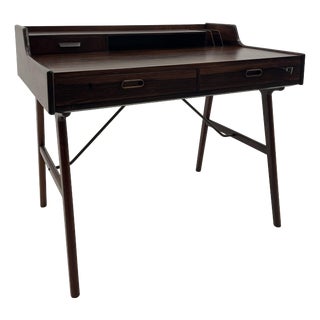 Danish Model 56 Desk in Rosewood by Arne Wahl Iversen for Vinde Mobelfabrik, 1960s For Sale