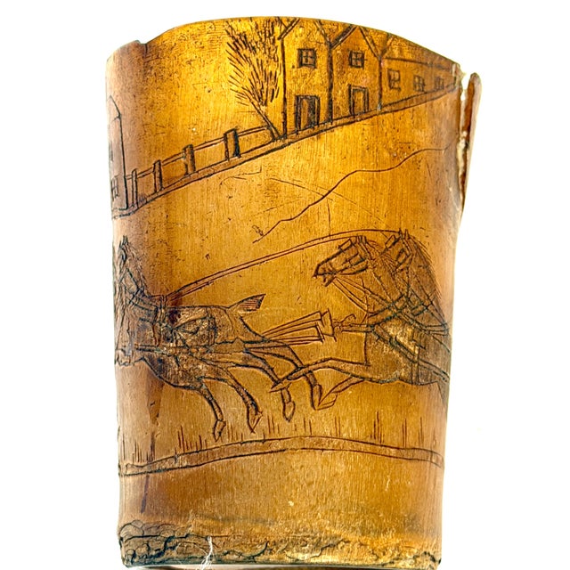 Traditional English Georgian Satirical Cow Horn Beaker Royal Coach Attacked Heraldic Lion For Sale - Image 3 of 18